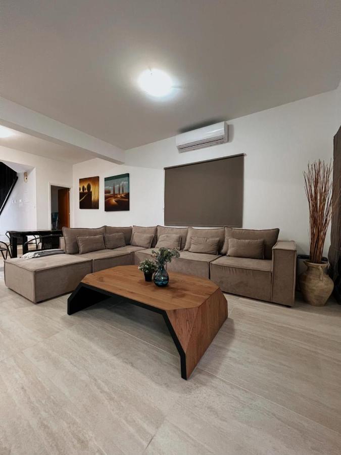 Oasi Rejuve Villa Meneou Extérieur photo